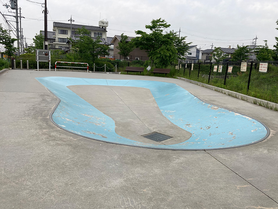 田部公園 スケート広場（天理スケートパーク）
