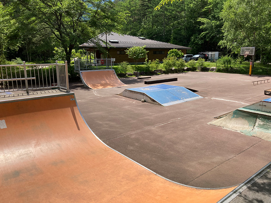 森と水のアウトドア体験広場 スケートボードパーク【駒ヶ根スケートパーク】