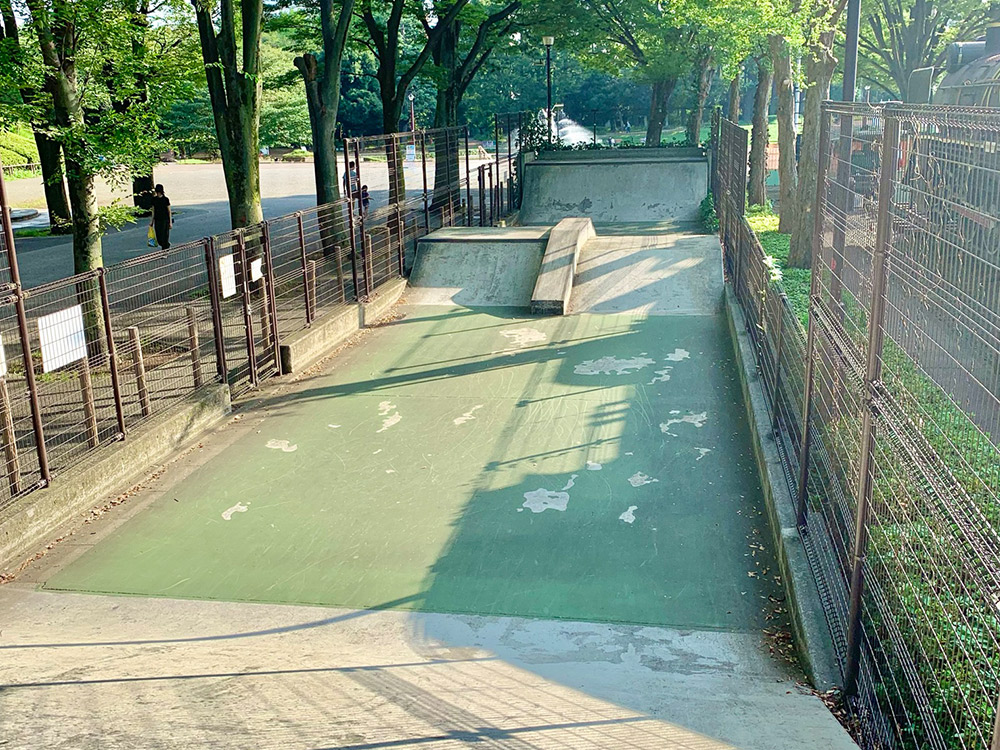 世田谷公園 スケートボード広場（SLパーク）