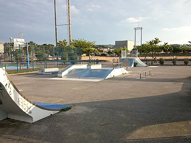 うるま市与那城総合公園　スケートボード場