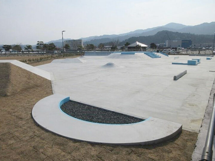 成海緑地スケートパーク