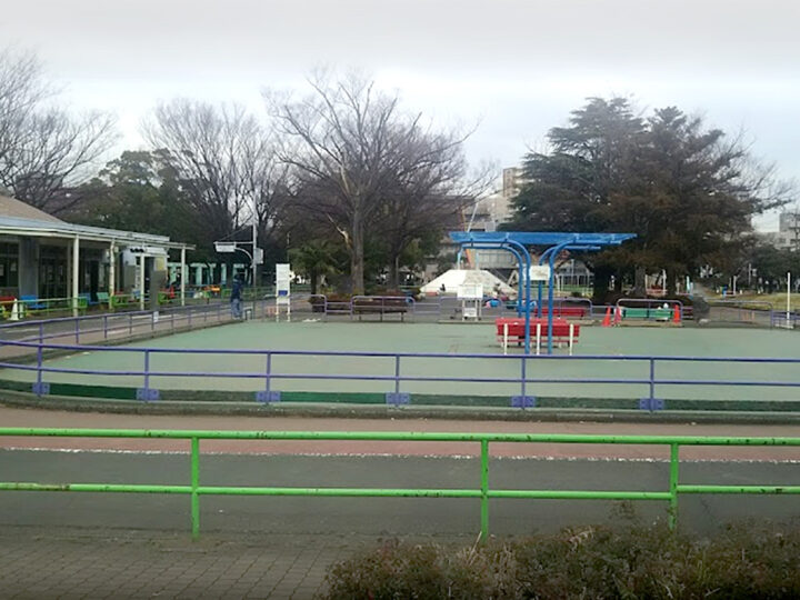 萩中公園　ローラースケート場
